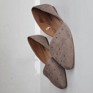 SEYCHELLES Swordfish Taupe rhinestone studded flat comfort shoes women’s 10M